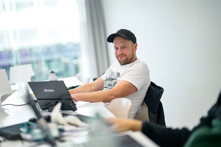 Simon-Reinhard-ethical-hacker.jpg