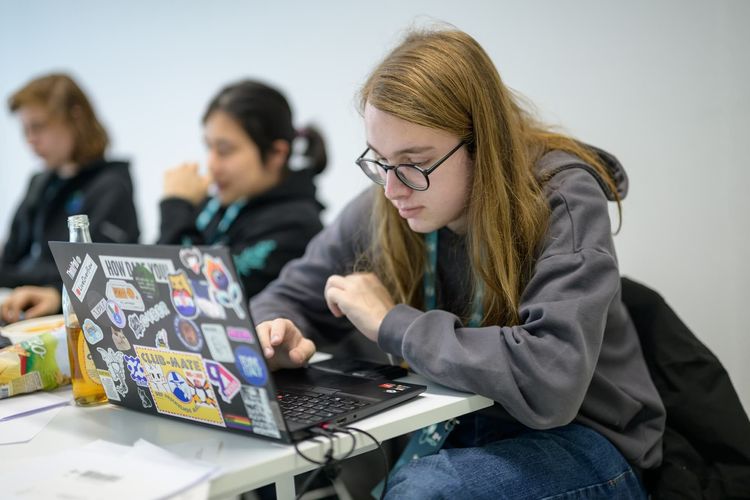 Studierende-Ethical-Hacking.jpg